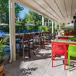 Mariner's - Self Catering - Adults Only