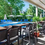 Mariner's - Self Catering - Adults Only Hotel 4*