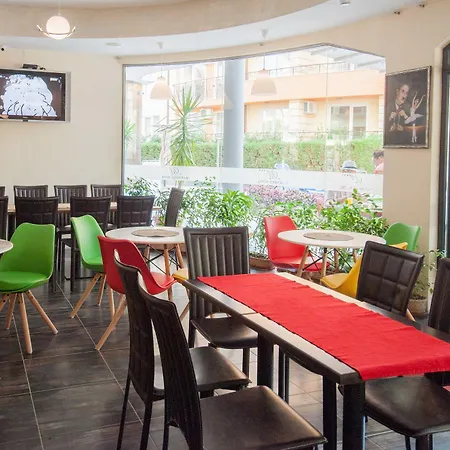 Mariner's - Self Catering - Adults Only Hotel