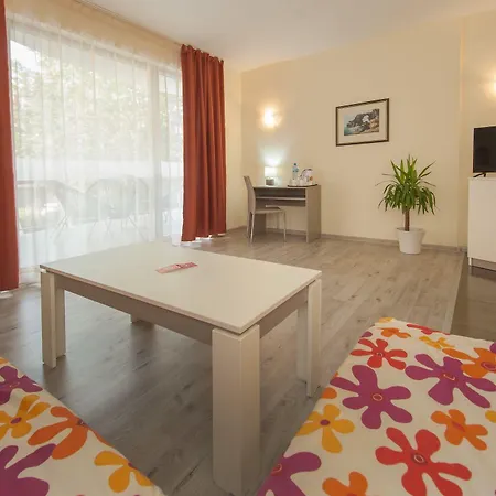 Hotel Mariner's - Self Catering - Adults Only