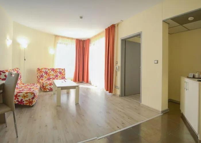 Mariner's 4* ساني بيتش