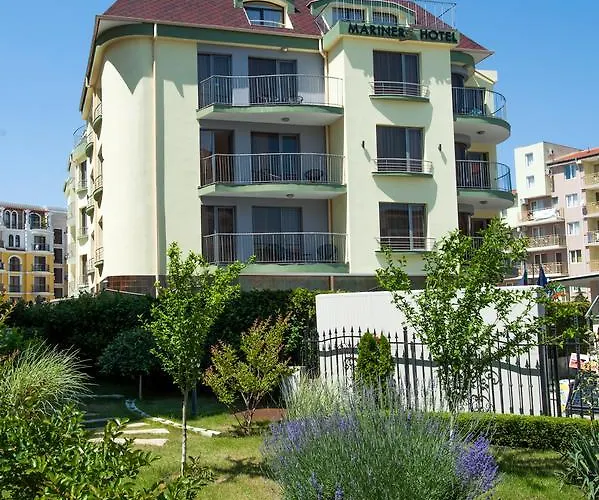 Отель Mariner's 4*