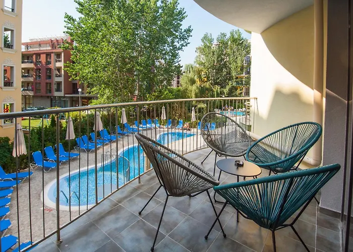 Отель Mariner's 4*